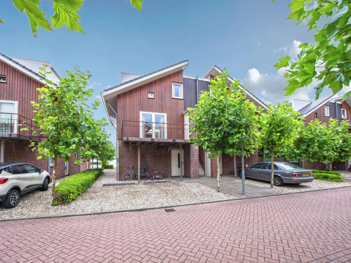 Tidy Apartment With Dishwasher Close To Amsterdam Uitgeest Екстериор снимка